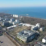 209 W Royal Tulip Przy Plazy Dobruk Apartman *