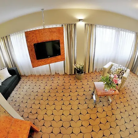 Апартаменты 209 W Royal Tulip Przy Plazy Dobruk *