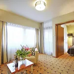 Apartment 209 W Royal Tulip Przy Plazy Dobruk *
