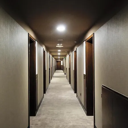 209 W Royal Tulip Przy Plazy Dobruk Apartment *